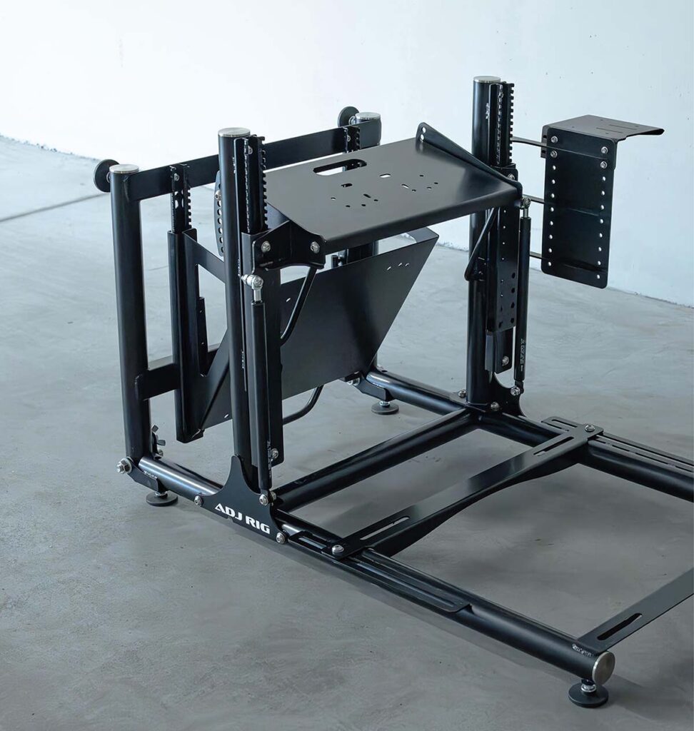 kokpit_wyscigowy_inwestycja_jakosc_akcesoria_budowa_sprzet_mocowanie_stabilonosc_ergonomia_komfort_dostosowanie_regulacja